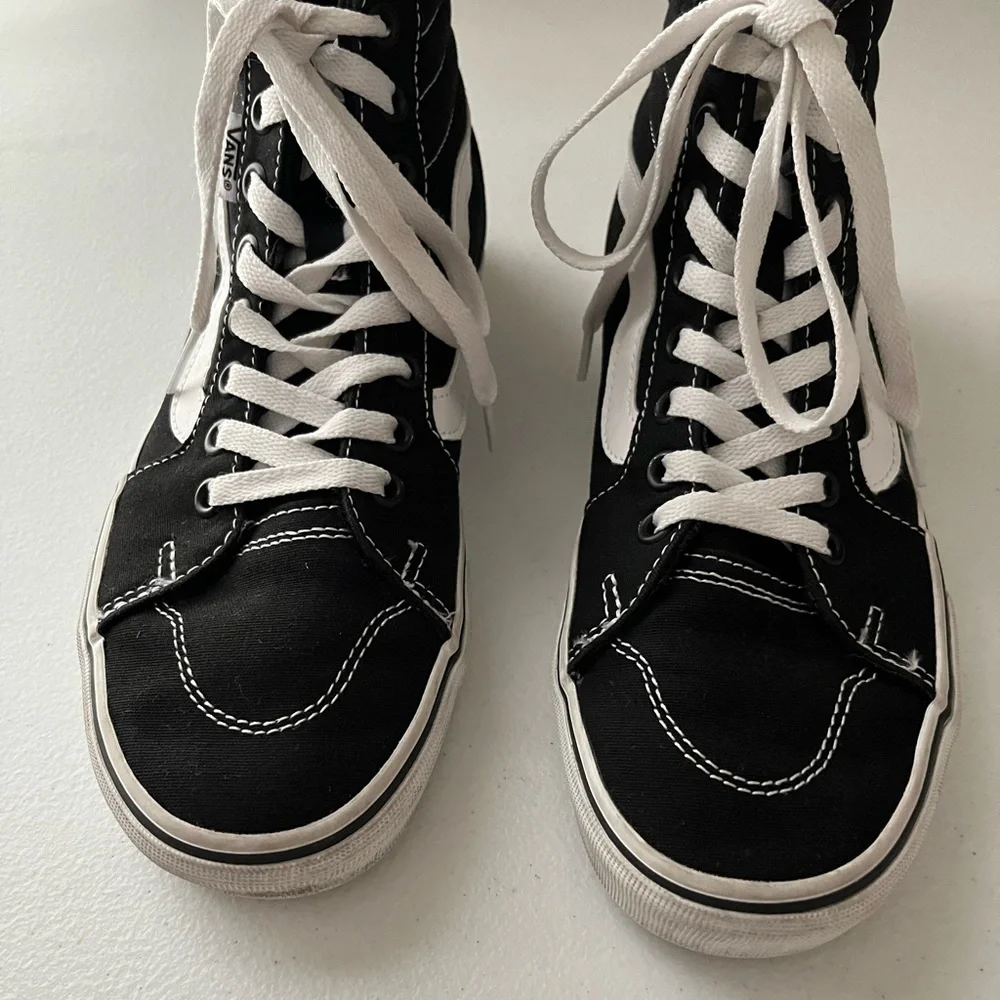 Vans Sk8-Hi Women’s | Size 7.5 | Like New - Picture 4 of 17